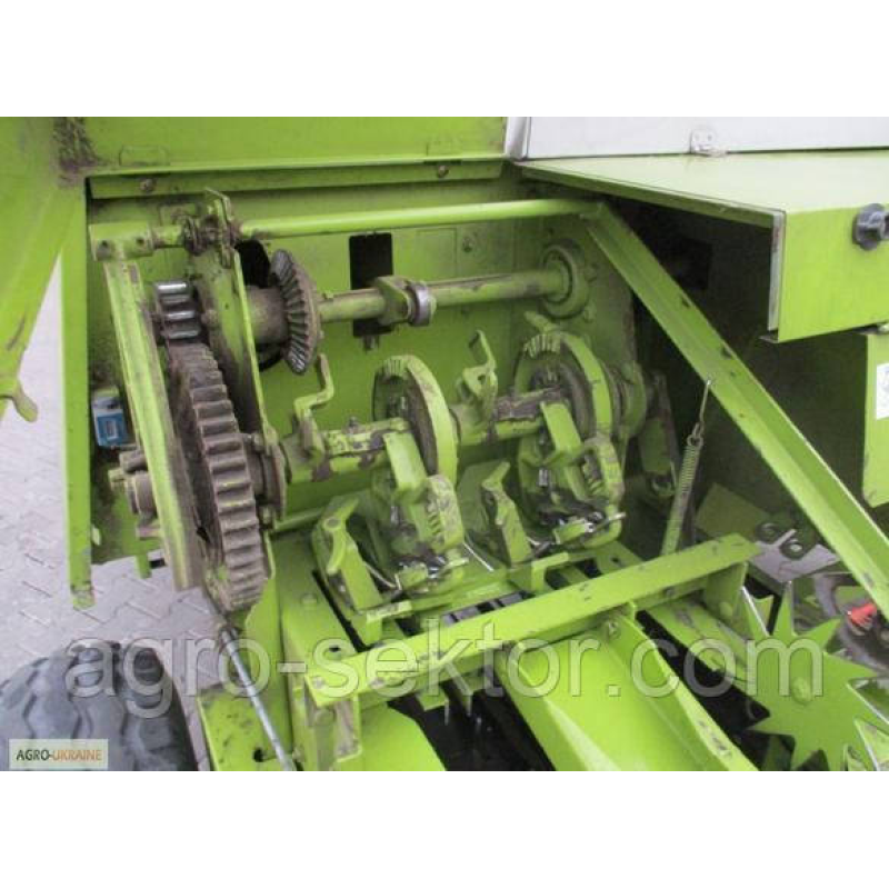 Ремонт в“язального стола прес підбирача CLAAS