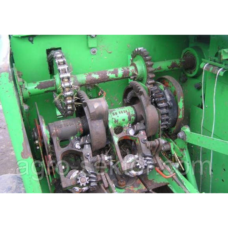 Ремонт в“язального стола прес підбирача Deutz Fahr