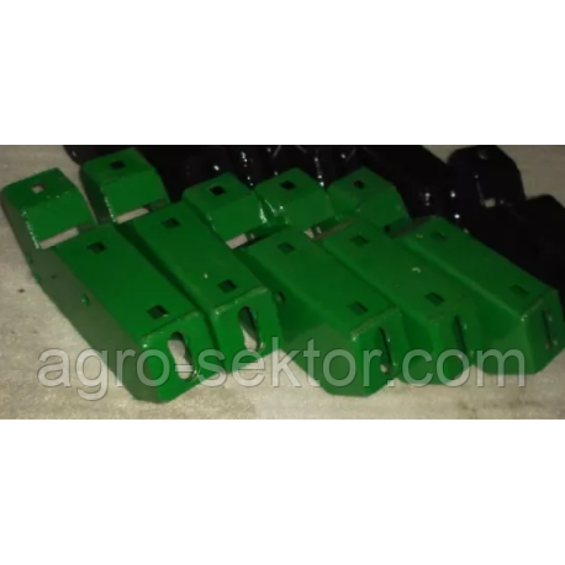 Кронштейн туковисний верхней John Deere AA23115