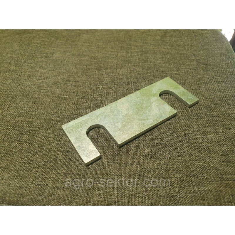 Пластина з пазами кріплення голки прес-підбирача Famarol Z-511 8245-511-007-539 5511/007-539 5511/007-53 8245511007539 5511007539